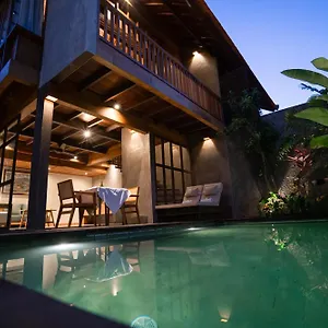 Purana Boutique ***** Ubud