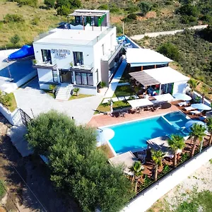 Hotel Sea Queen Luxury Radhimë